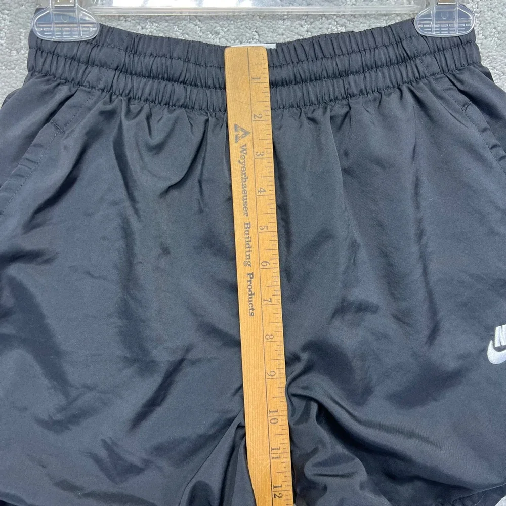 Nike Shorts Big Kids Large Black Woven Mesh Lined Pockets Lightweight HF8134-010